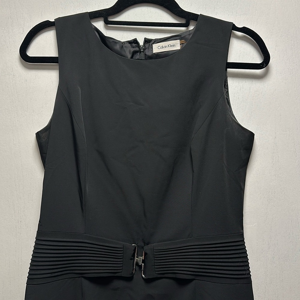CALVIN KLEIN Black Sheath Dress size 8